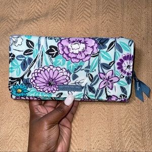 Small Vera Bradley Wallet/Crossbody